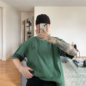 vintage 90’s tommy hilfiger tee